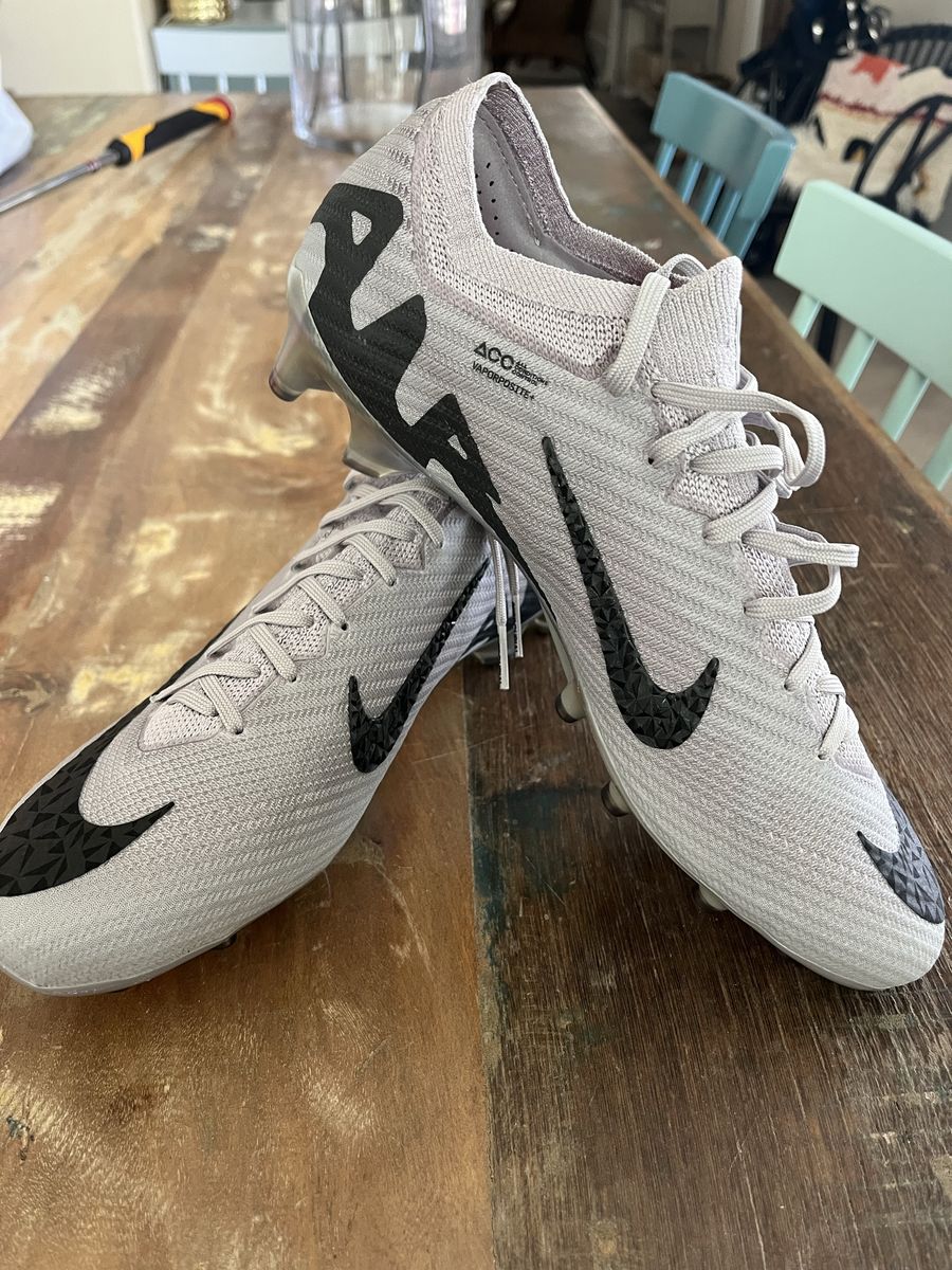Nike Mercurial Vapor 16 Elite Size 8.5