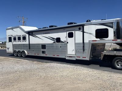 2021 Lakota Bighorn LQ 4horse