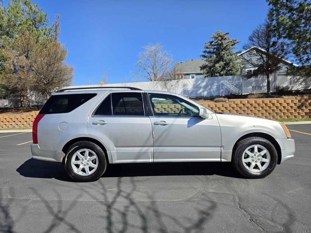 2007 Cadillac SRX Base