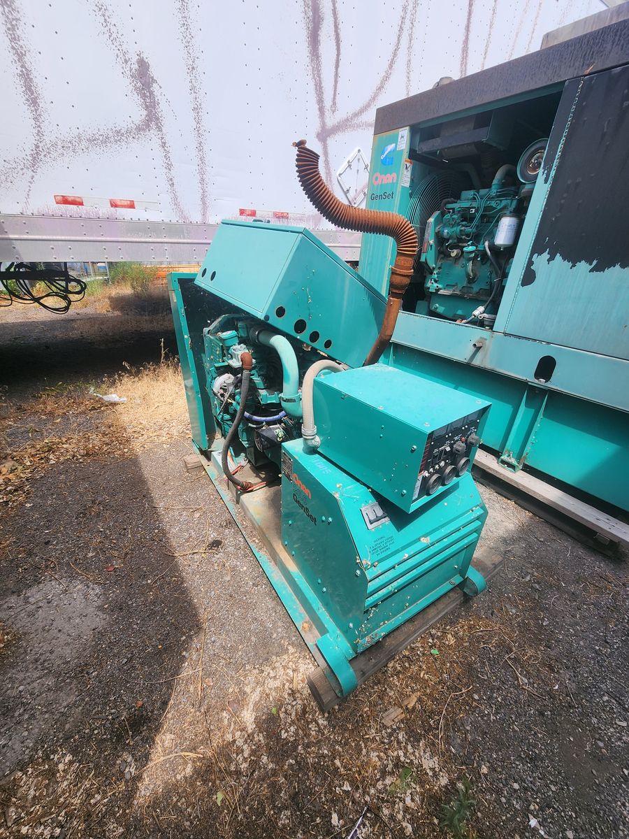 20 kW Onan Generator w/ Transfer Switch – Propane/Natural Gas