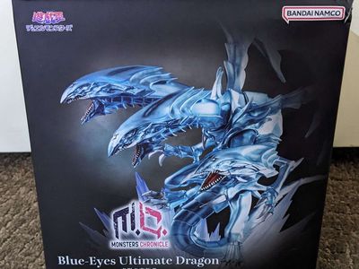 Blue Eyes Ultimate Dragon Yu-Gi-Oh! Monster Chronicle MegaHouse Anime Figure