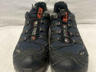 Salomon men’s size 10.5 navy XA 3D Ultra 2 trail shoes