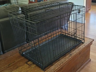 Small/Medium Wire Dog Crate Kennel 18 X 30 X 21 Collapses for Easy Transport 2 Door Entry and Handle