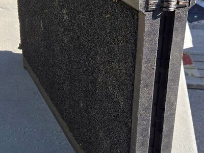 Folding Pet Ramp Heavy Duty Carpeted Very Nice Shape