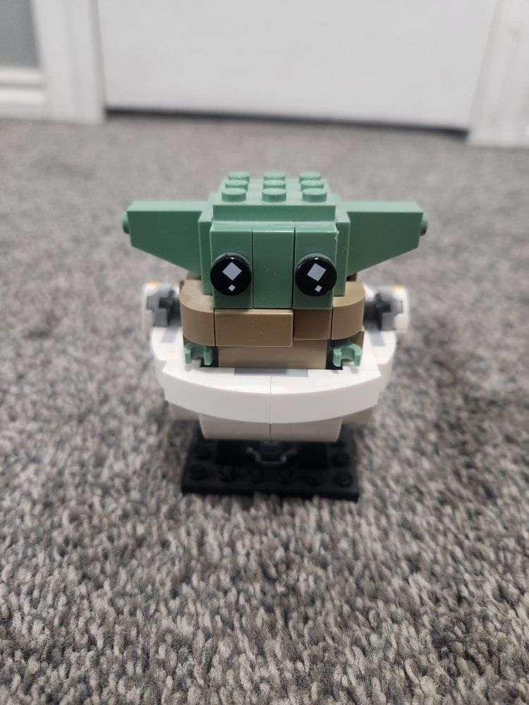 LEGO Baby Yoda Brickheadz Starwars