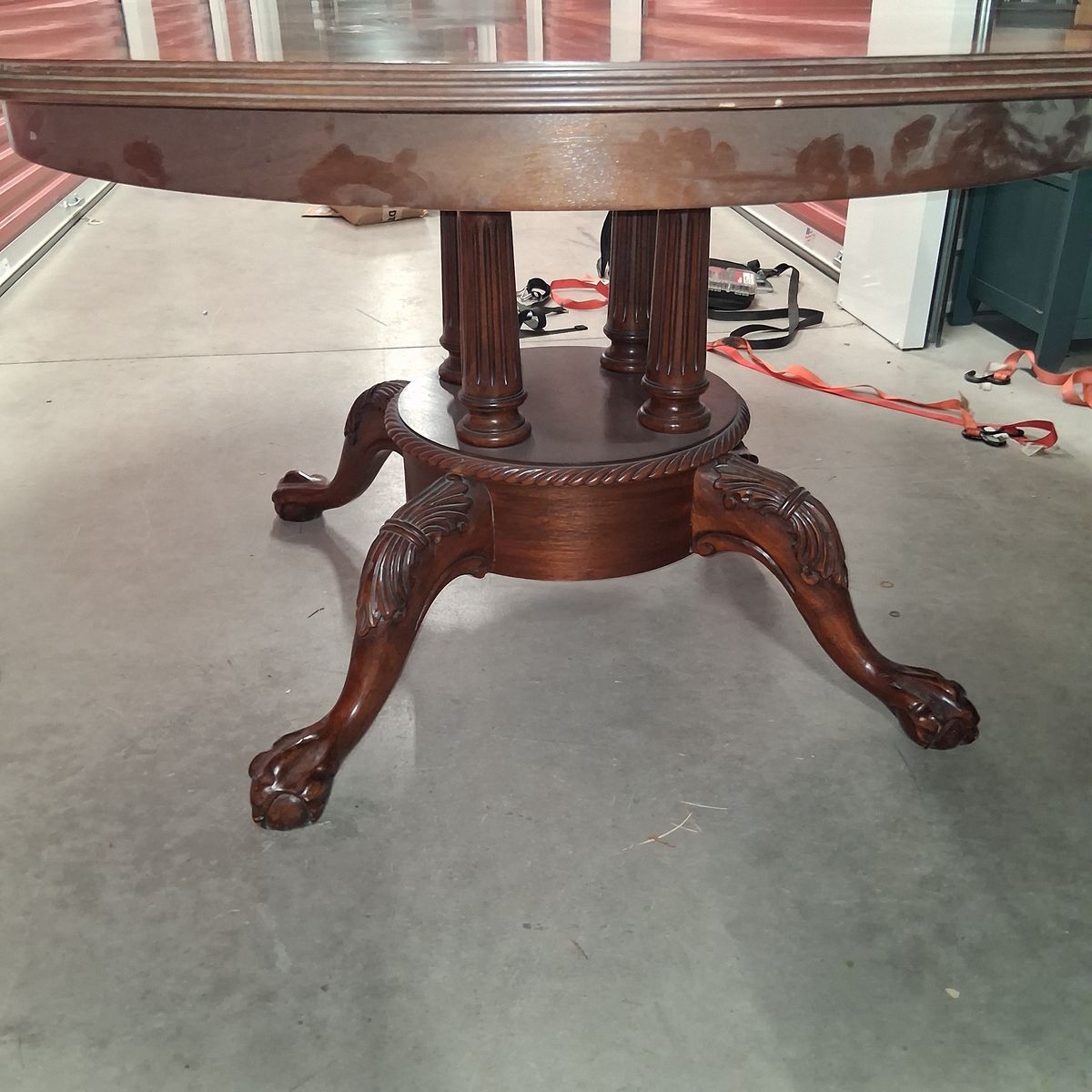 Main image 3