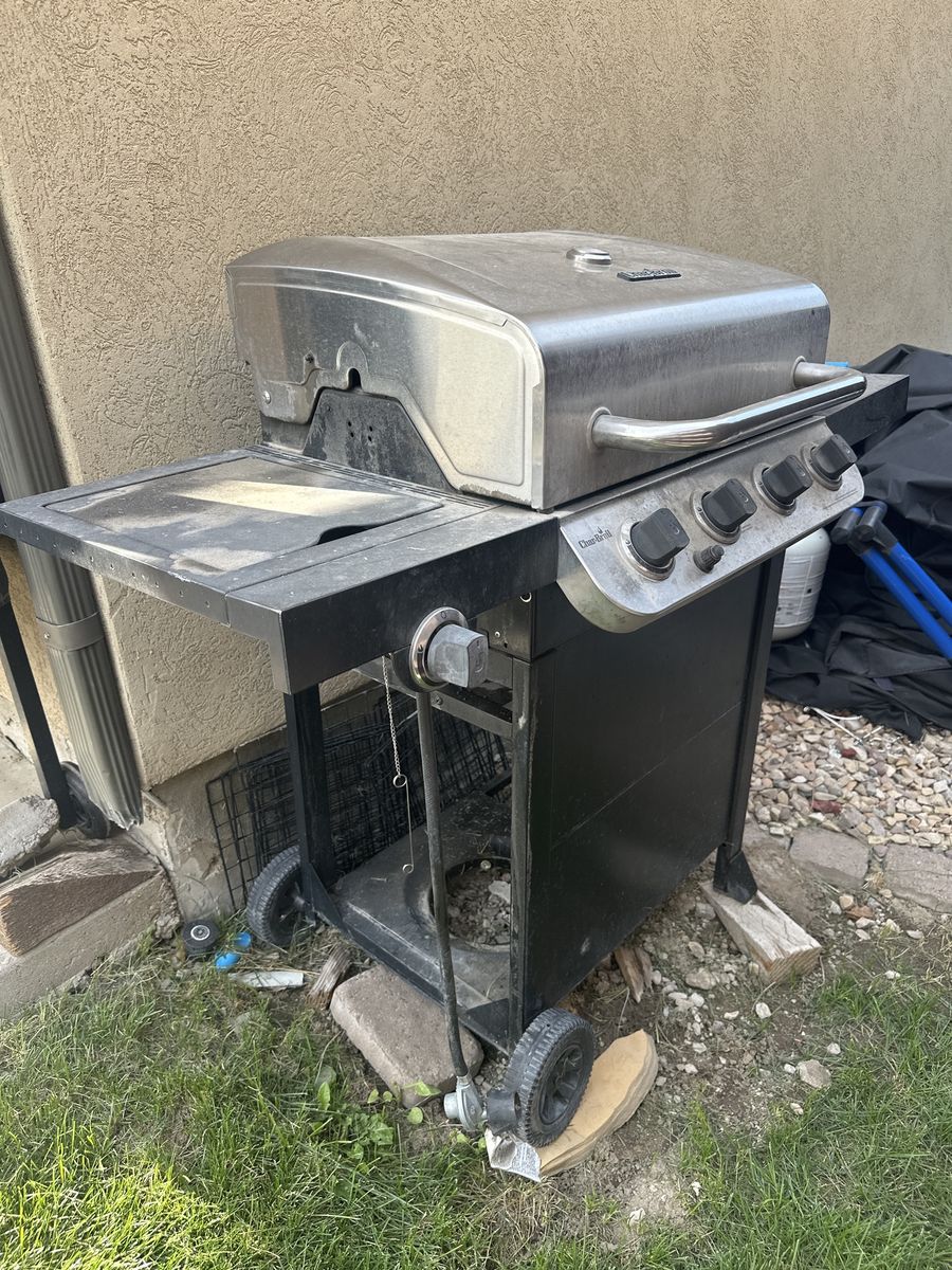 Char-Broil 4-Burner Liquid Propane Gas Grill with Side Burner - Stainless Steel