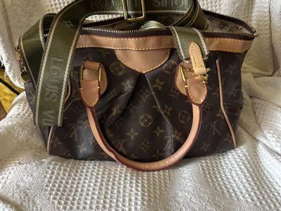 LV Faux bag with nice shoulder strap