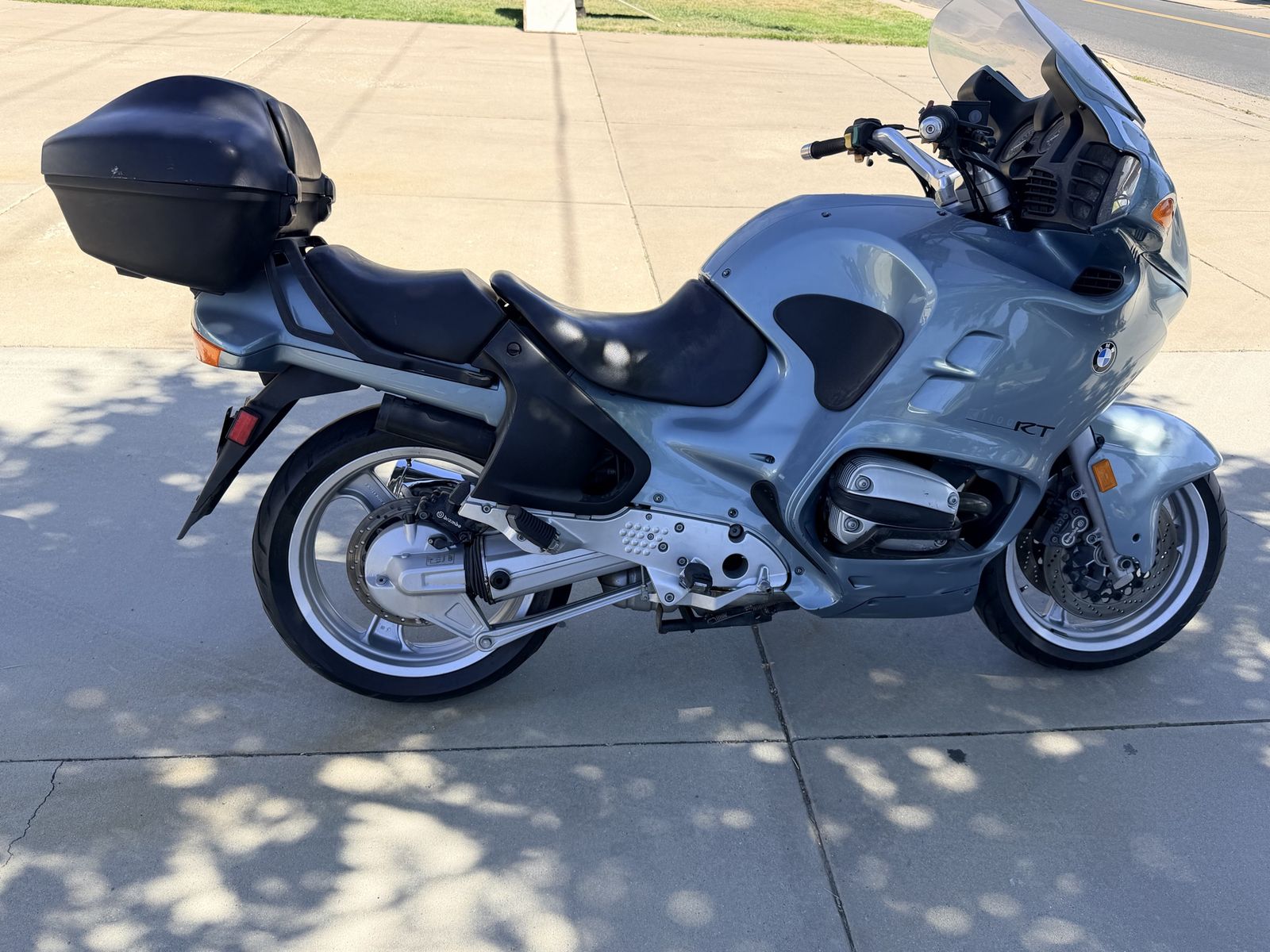 BMW R1100RT Touring Motorcycle - Good Condition, Ready for the Road