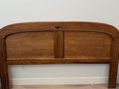 Free king Headboard