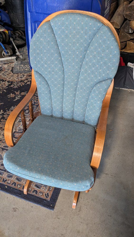 Free glider rocking chair