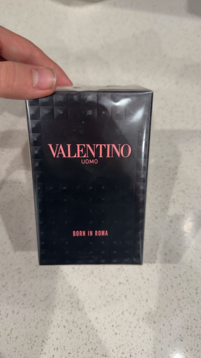 Valentino Uomo Born In Roma Eau de Toilette Spray 100ml for Men, New Sealed