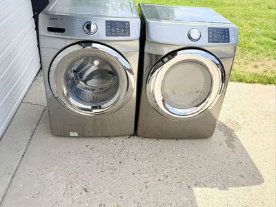 Samsung washer and electric dryer