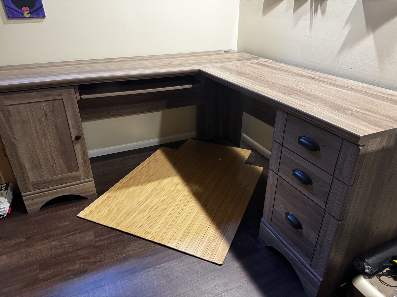 Corner Desk