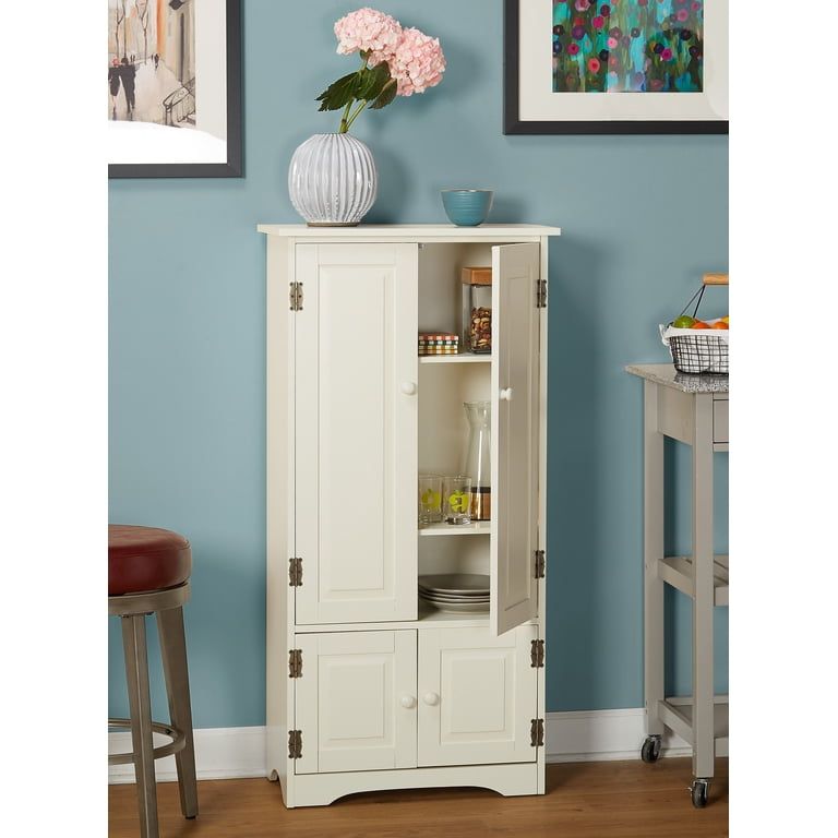 Storage cabinet with shelves