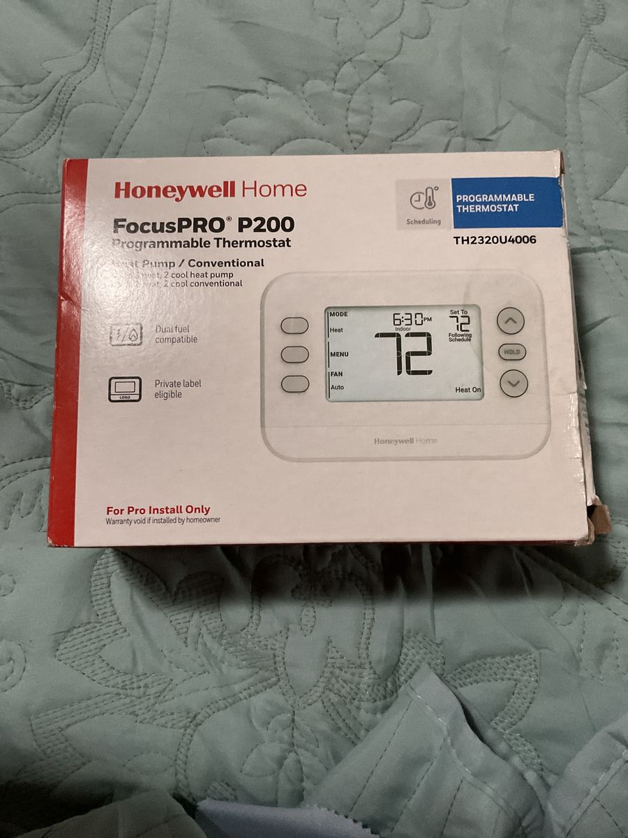 Honeywell Home Focus Pro P200 Programable Thermost