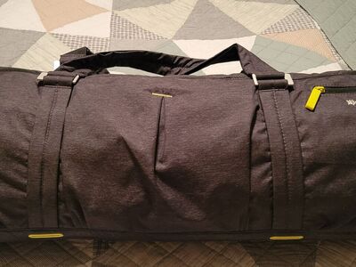 NEW Sherpani Yoga Tote grey with plum yoga mat exercise