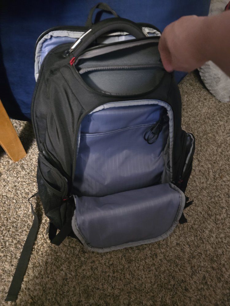 Main image 5