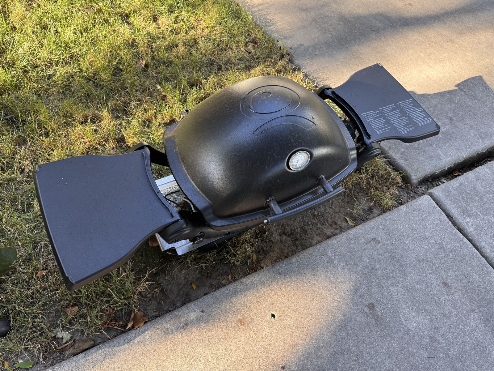 Weber Q 1200 Propane Gas Grill