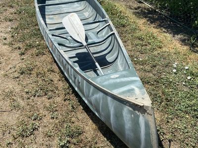 Grumman aluminum boat