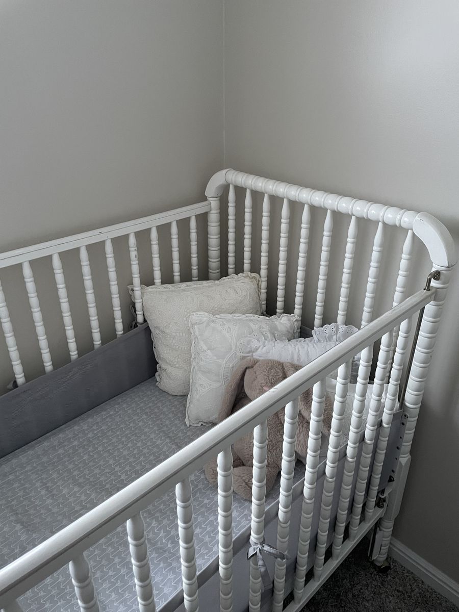Jenny Lind Baby Crib