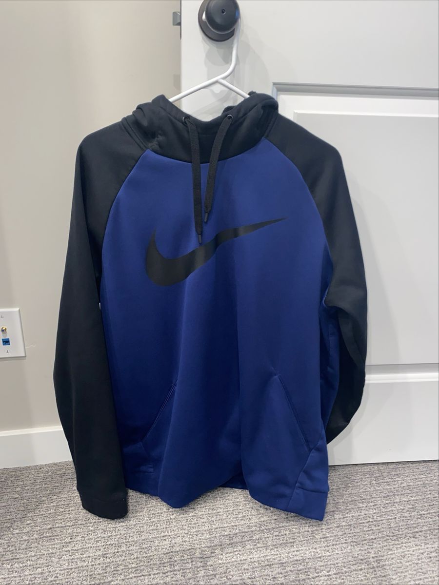 Men’s Nike Dri-Fit pullover Hoodie XL - New