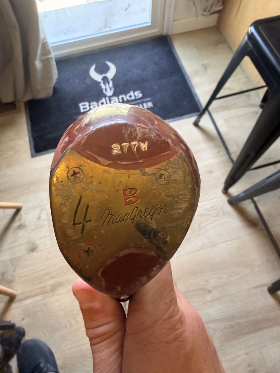 Multiple golf clubs