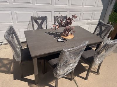 Signature Design by Ashley Dining Table and 6 Chairs Set Gray Wood