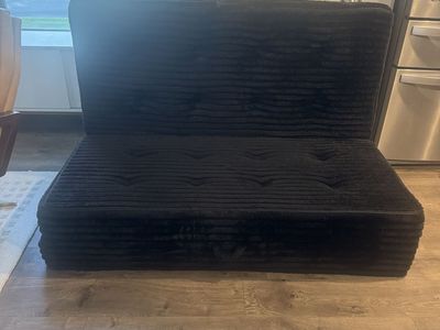 Queen folding floor mattress