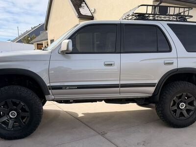 1999 Toyota 4Runner SR5