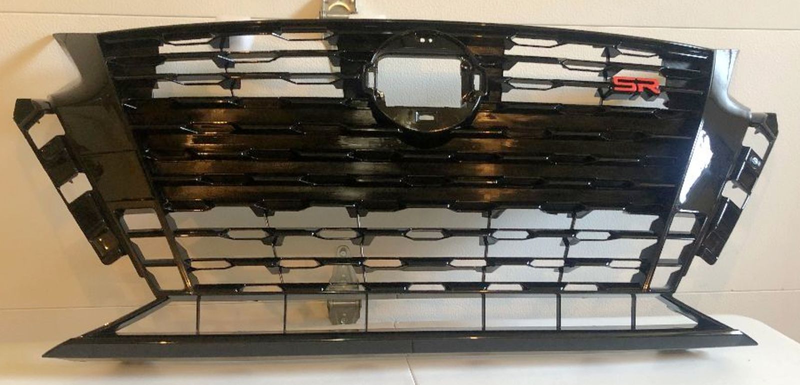 Genuine 2023-2025 Nissan Altima SR Front Upper Radiator Grille Mesh Assembly - New OEM