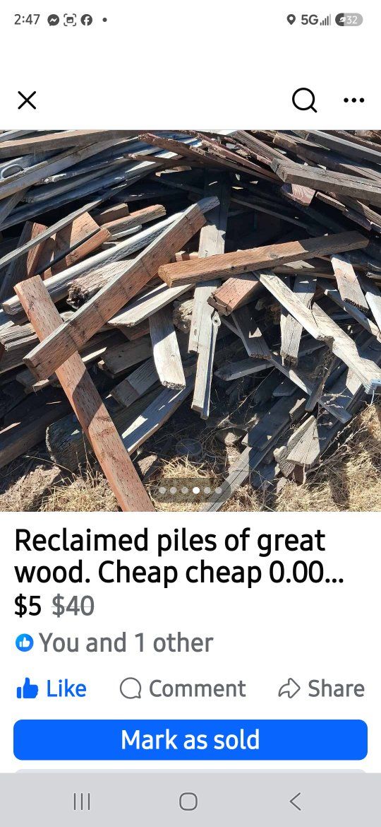 FREE reclaimed barnwood, 2x4s,4x4s, panels, slats and more available