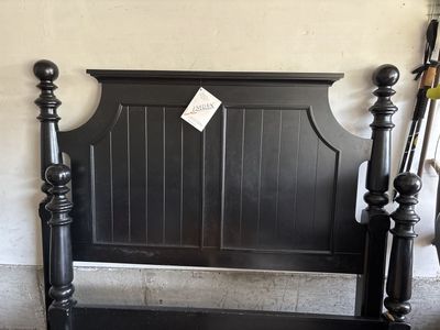 Ashley Furniture Black Wood Queen Size Headboard & Footboard Set - Classic Design