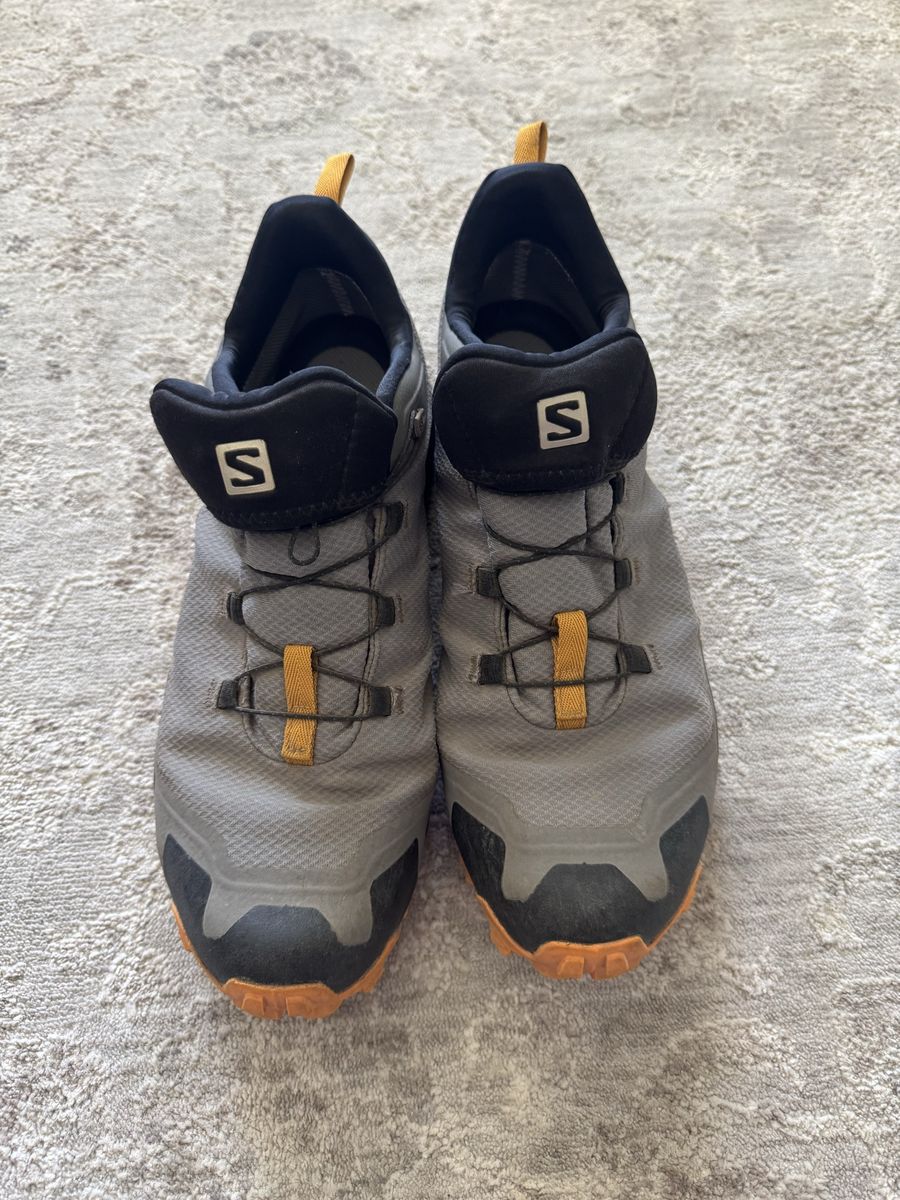 Salomon Cross Hike trail shoes (gore tex contagrip)