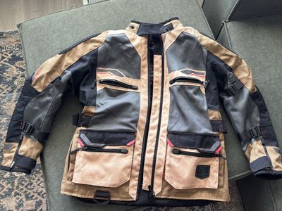 Women’s Motorcycle Jacket