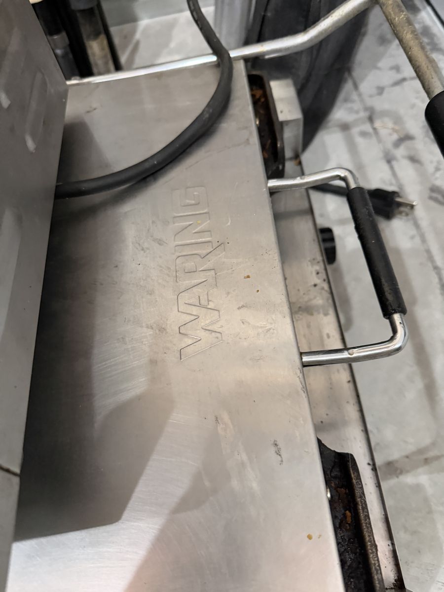 Main image 10