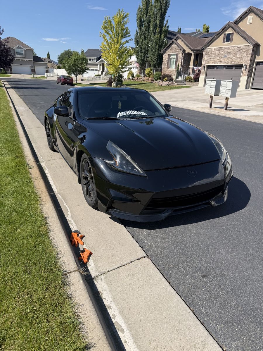 2016 Nissan 370 Touring