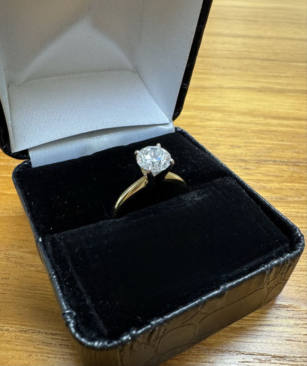1 Carat Lab Grown Diamond Ring 14K Yellow Gold VS2 E IGI Certified Size 5 Round Brilliant Cut
