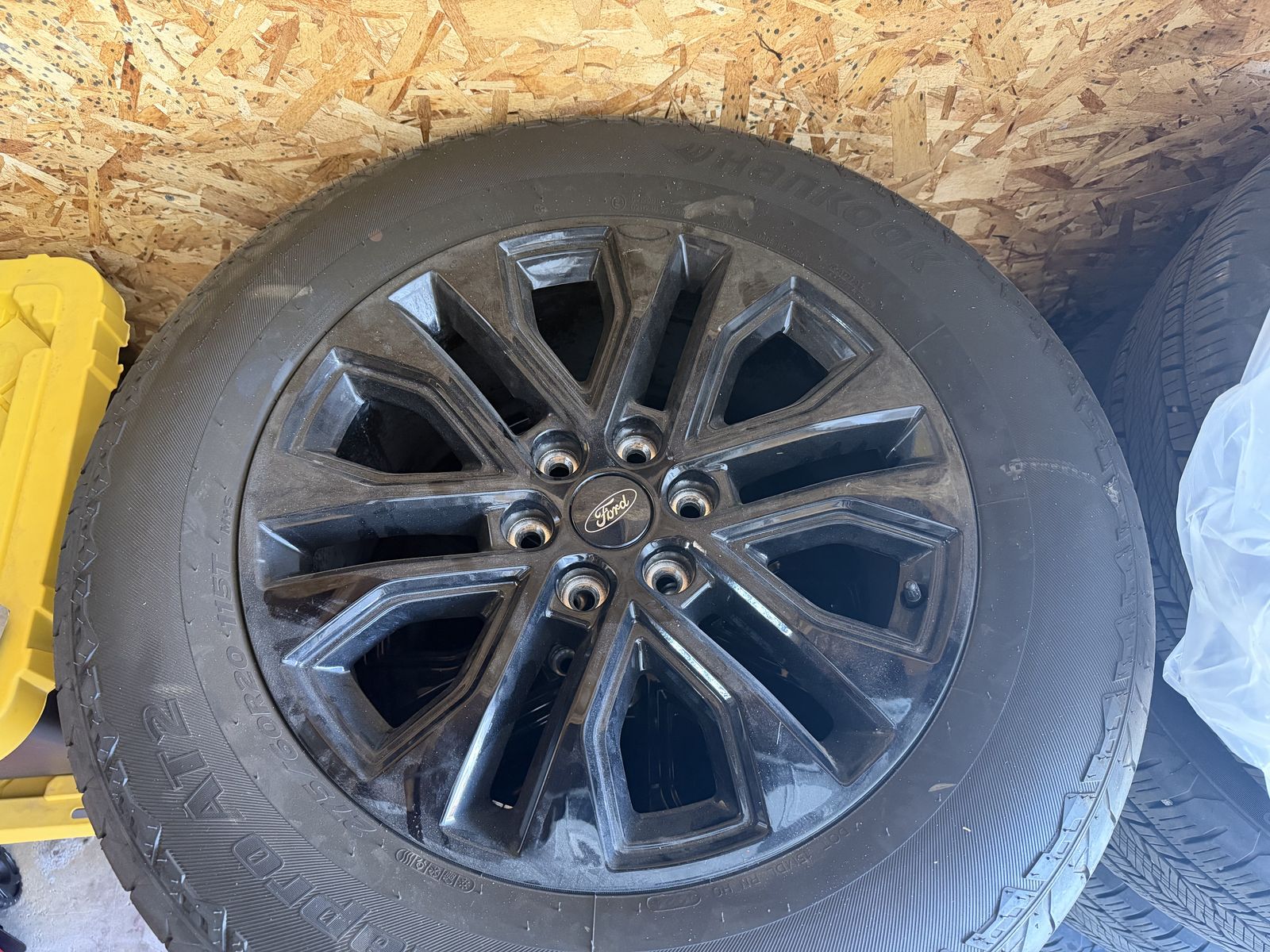 Hankook tires and rims