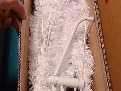 Decoway White Christmas Tree, Holiday Decoration, 60 Piece Ornament Set Included