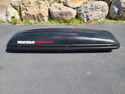 Yakima cargo box