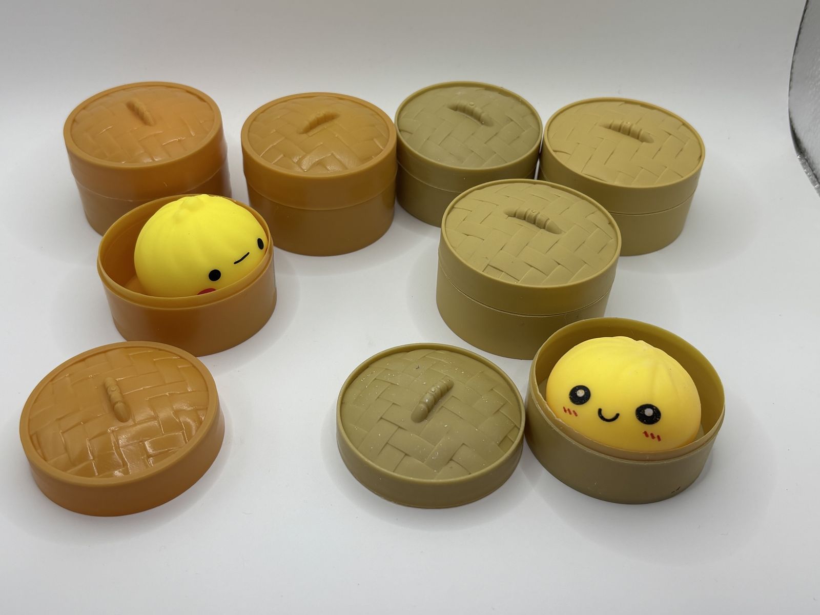 Viral squishy dumplings, glitter, foam, blow bubbles