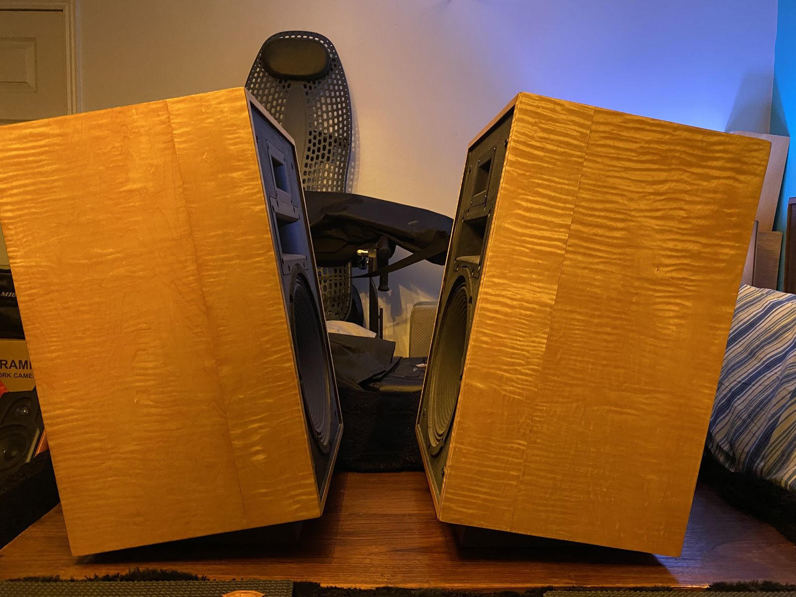 Main image 5