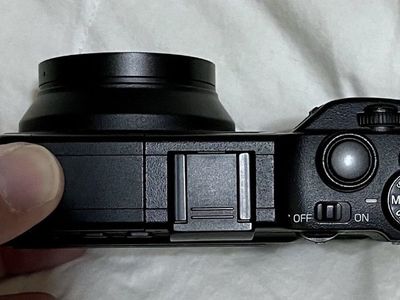 •• Ricoh GXR P10 Compact Camera Mint! +Extras ••