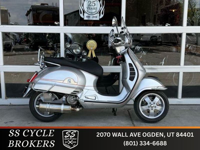 2008 Vespa GTS 250ie