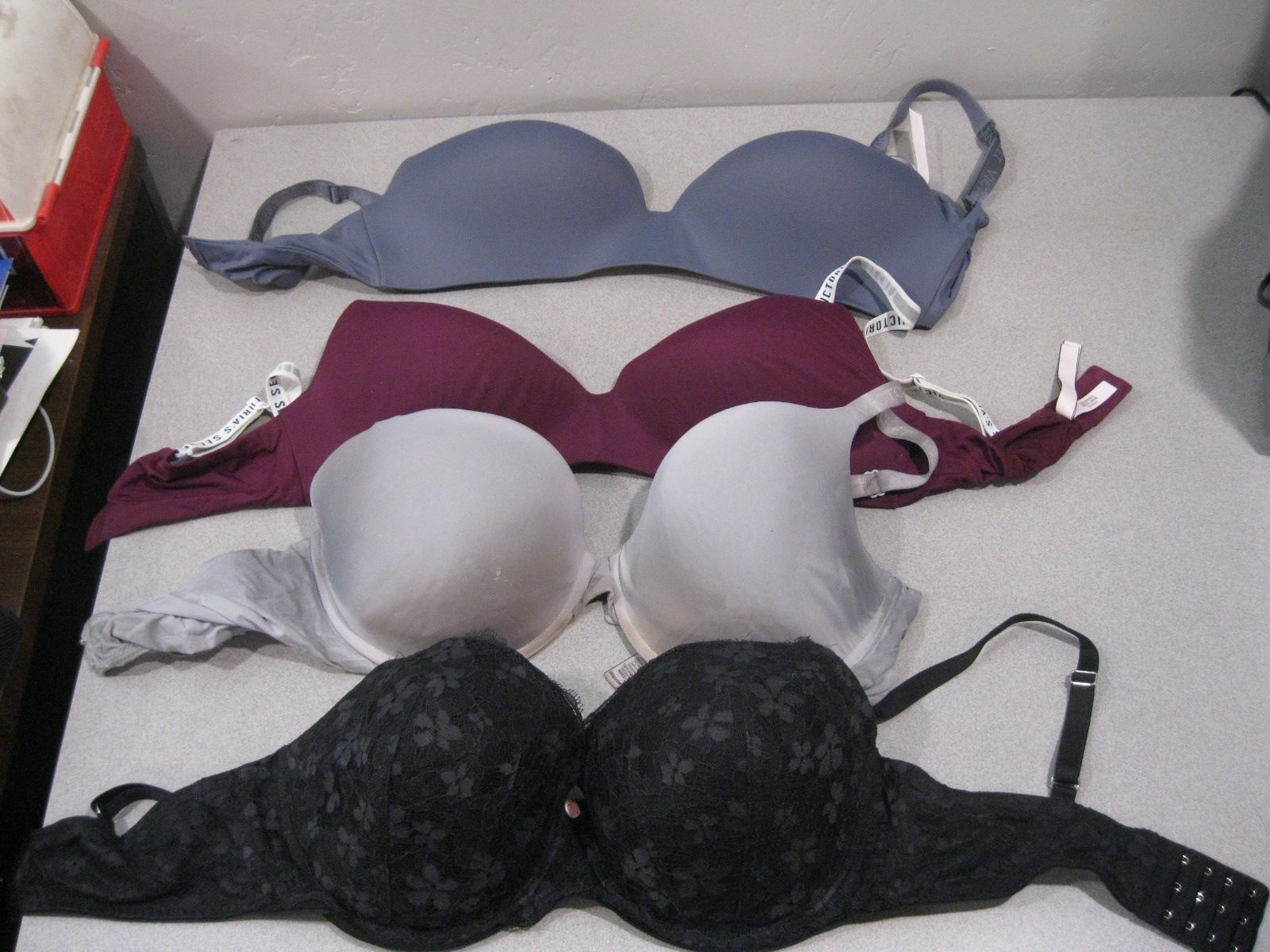 4 Victoria's Secret Bras