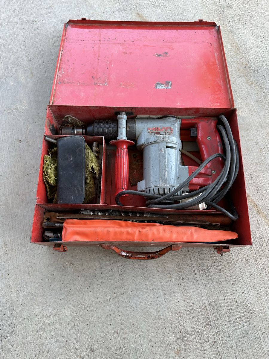 Hilti Concrete hammer drill plus bits