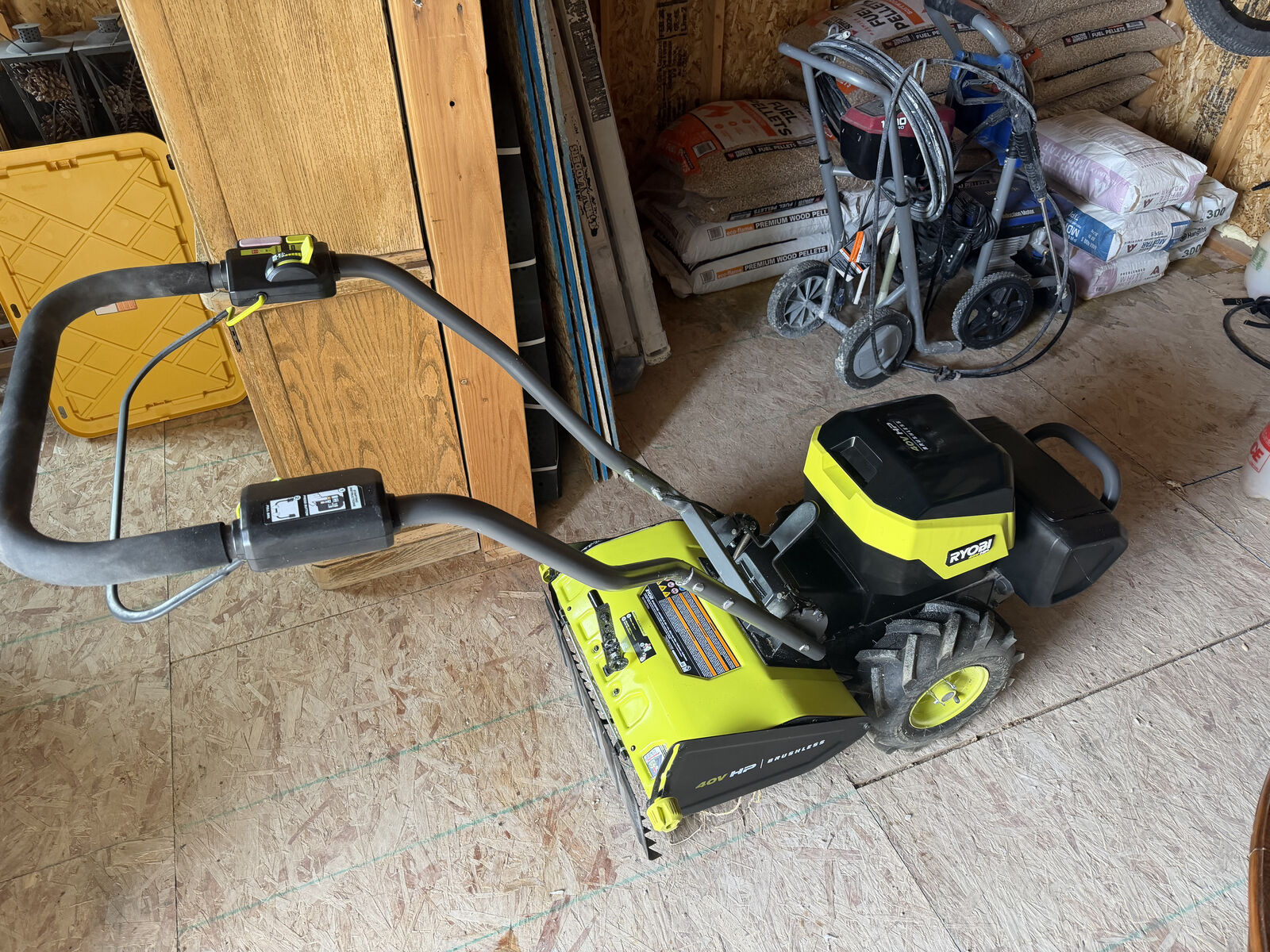 Ryobi 40V Brushless Rear Tine Tiller
