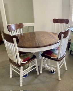 Claw table and 6 chairs