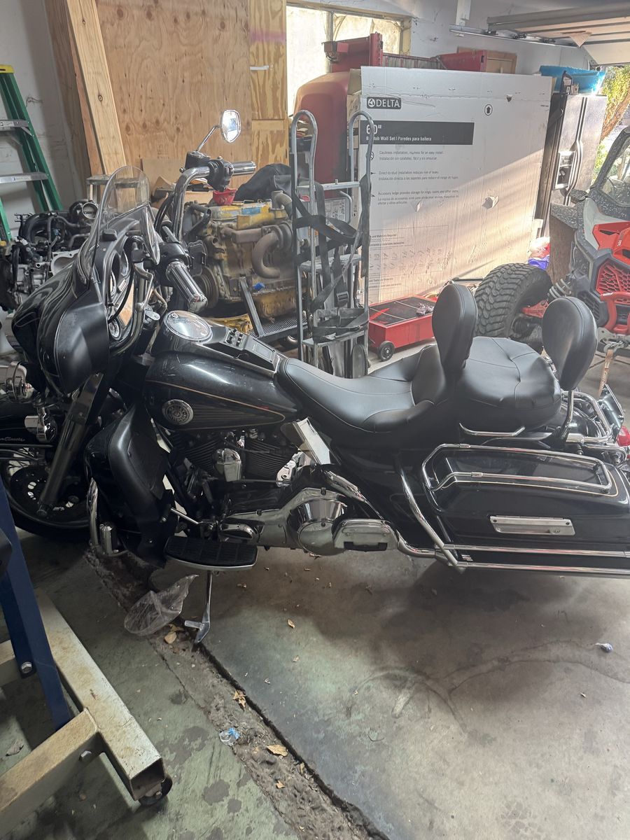 Harley-Davidson Touring Motorcycle, Black